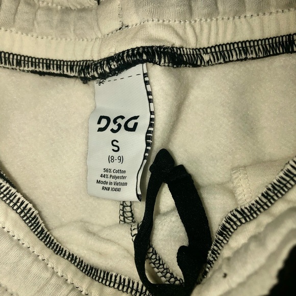 NWT Dick’s Sporting Goods boys shorts - Picture 3 of 12